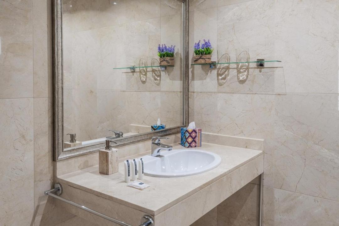 Luxury And Cozy- 2 Bedrooms 2 Bathrooms -Mintystay- Herradores Мадрид Екстер'єр фото